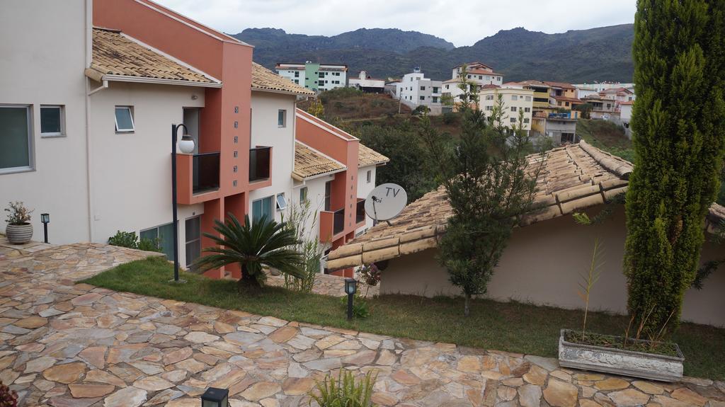 Pousada Vila Real Flats Оро Прето Екстериор снимка